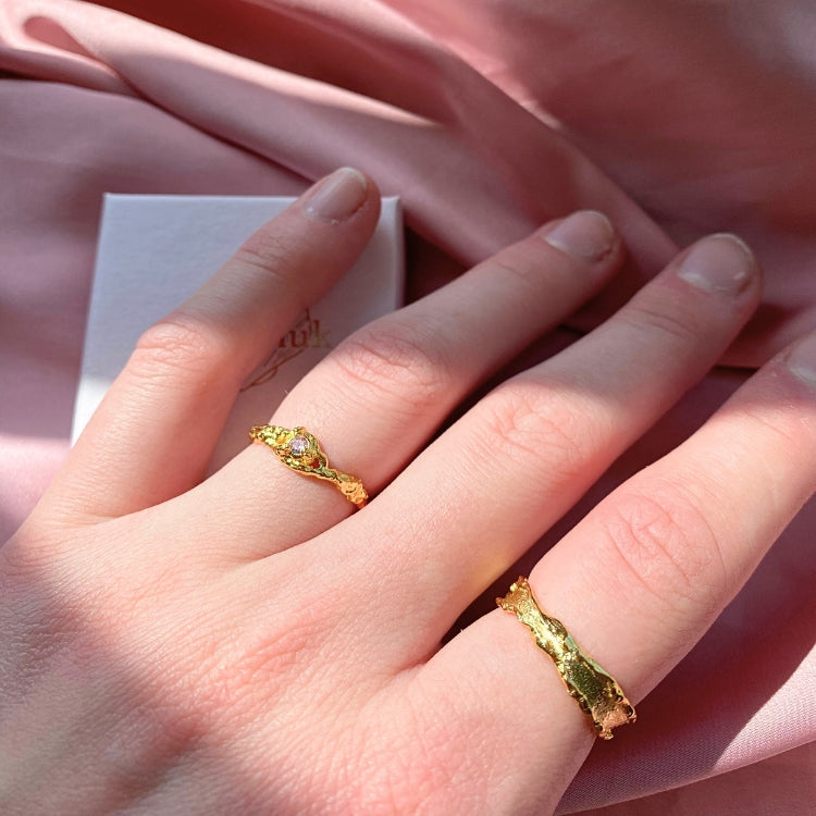 Nicoline fingerring - Guld